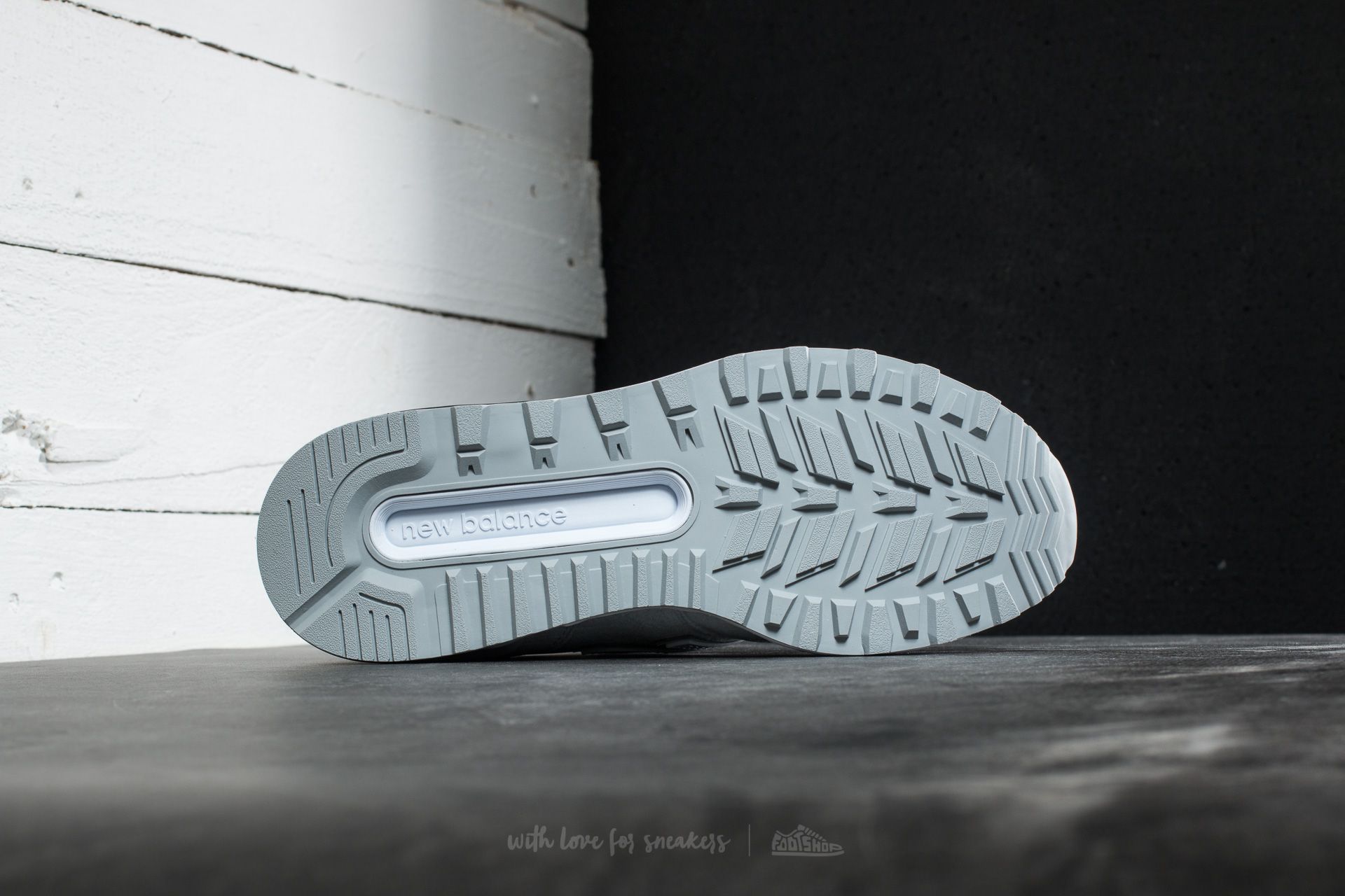 Férfi cipők New Balance 574 White/ Black/ Red