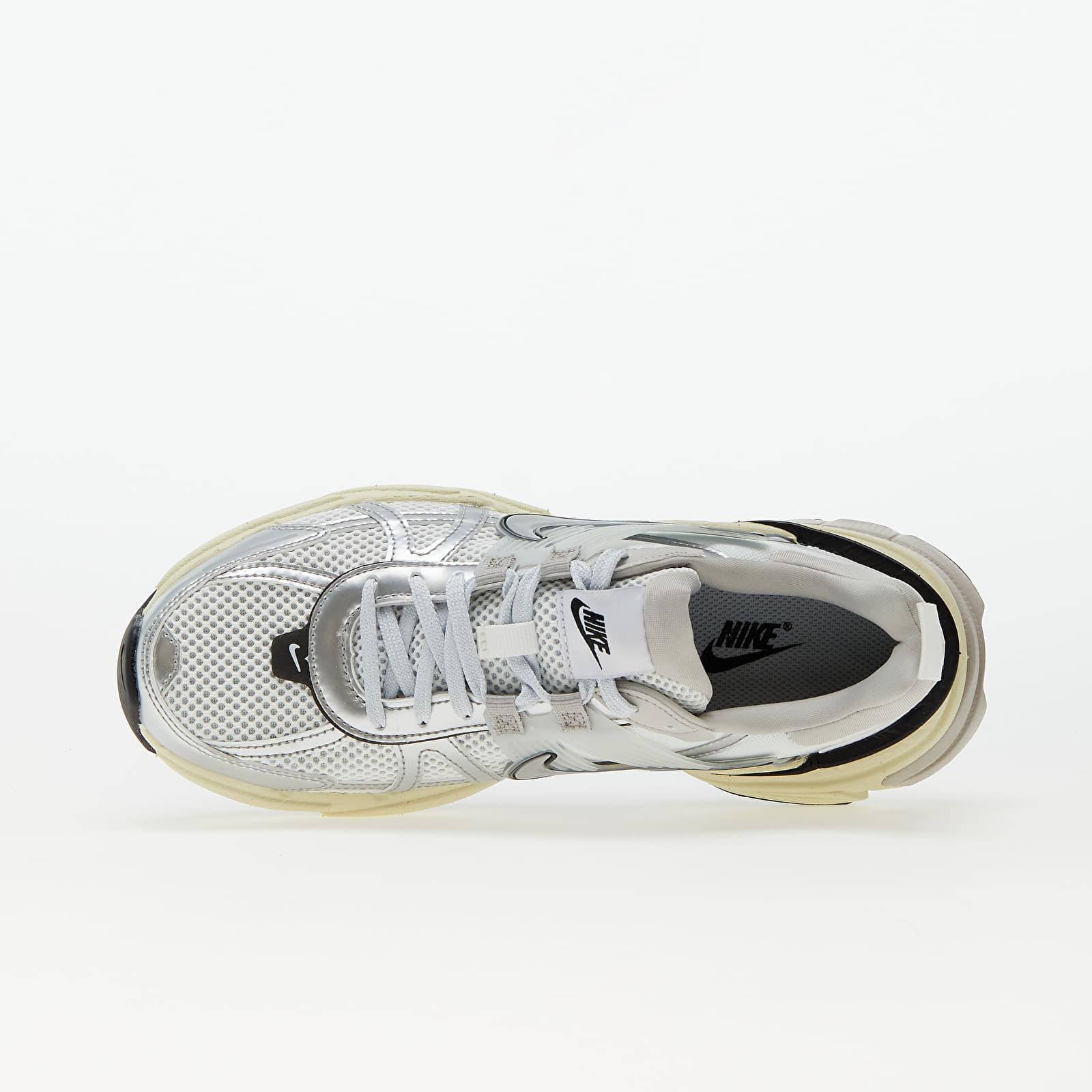 Damesko Nike V2K Run Summit White/ Metallic Silver