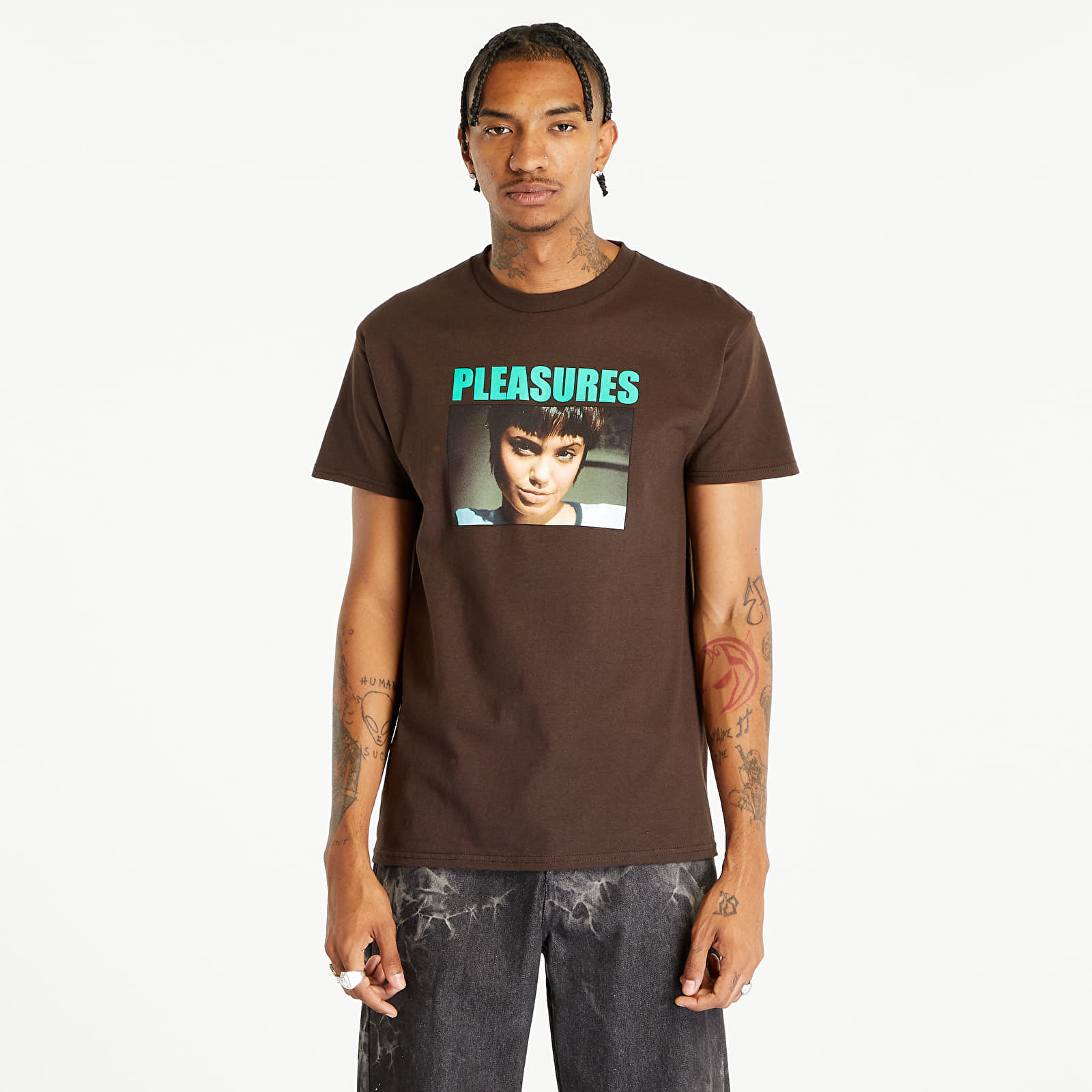 PLEASURES - kate t-shirt brown