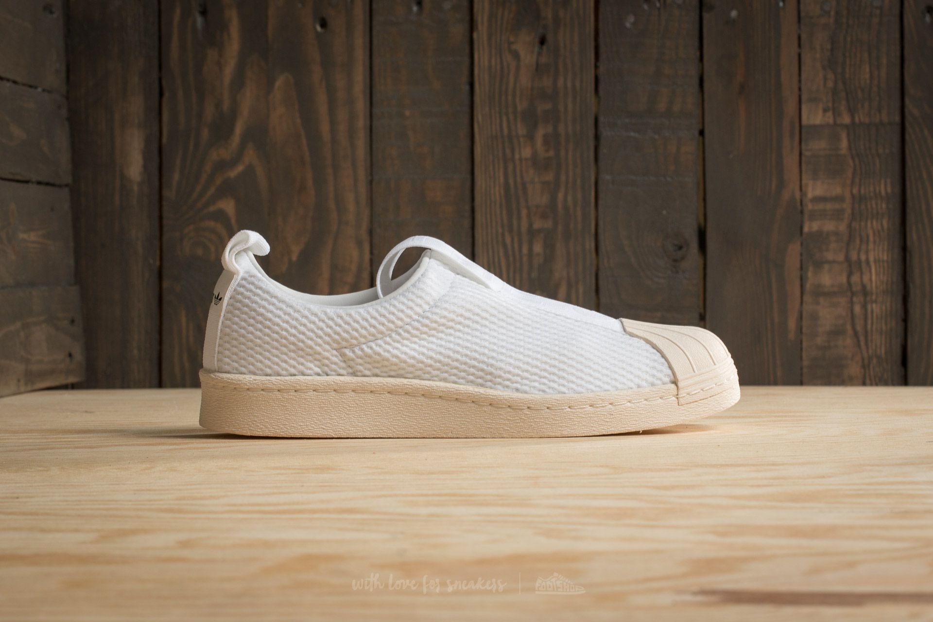 Adidas superstar slip sale on bw