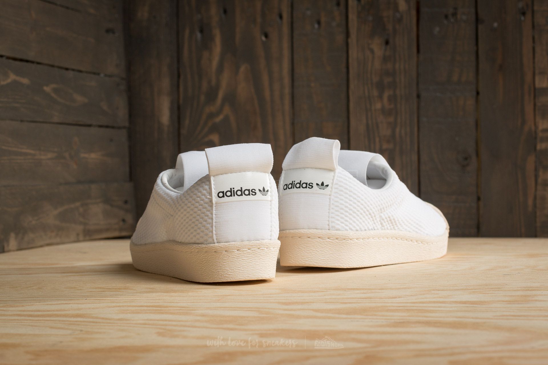 Adidas superstar bw slip hot sale on
