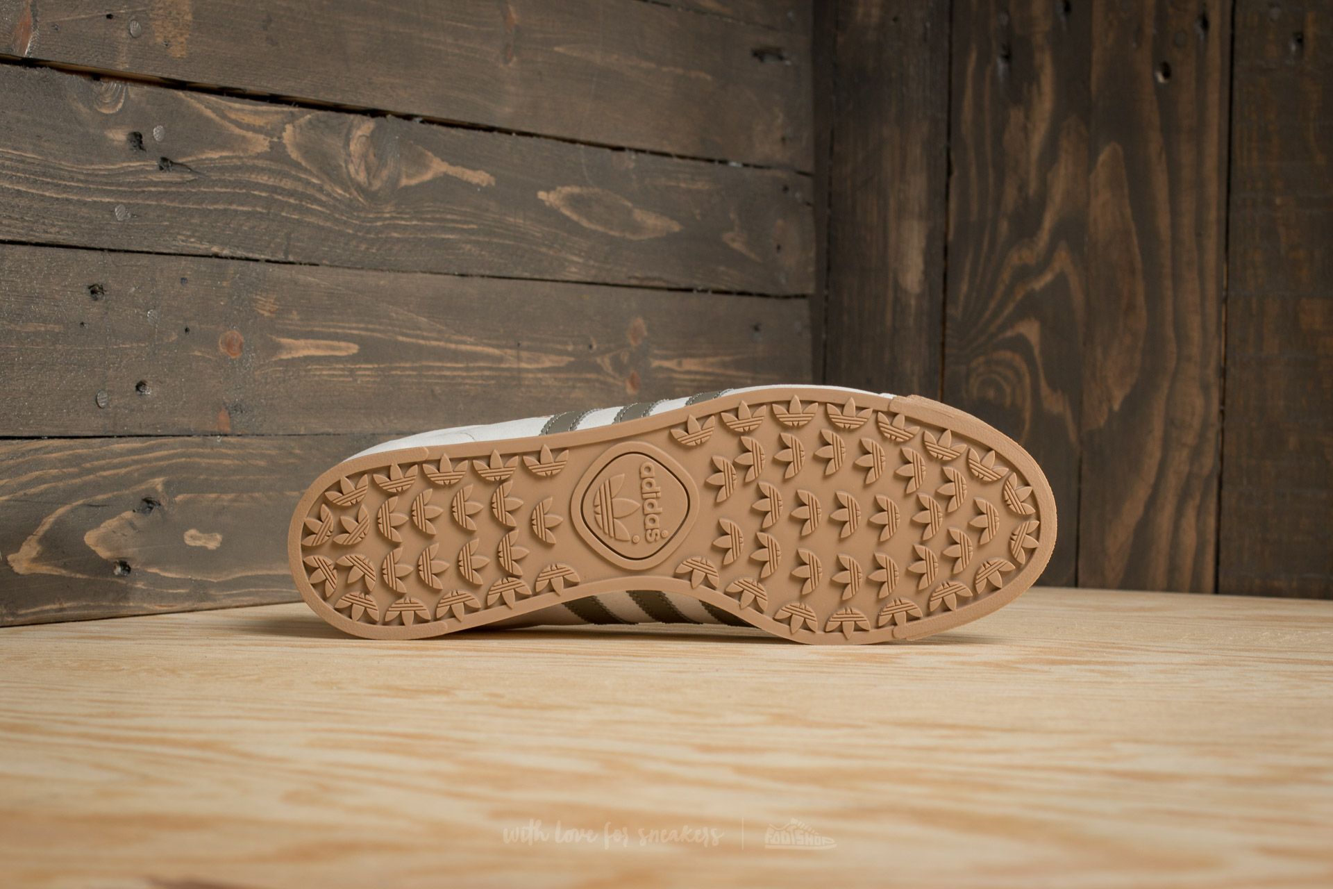 Herenschoenen adidas Samoa Vintage Talc/ Trace Cargo/ Chalk White
