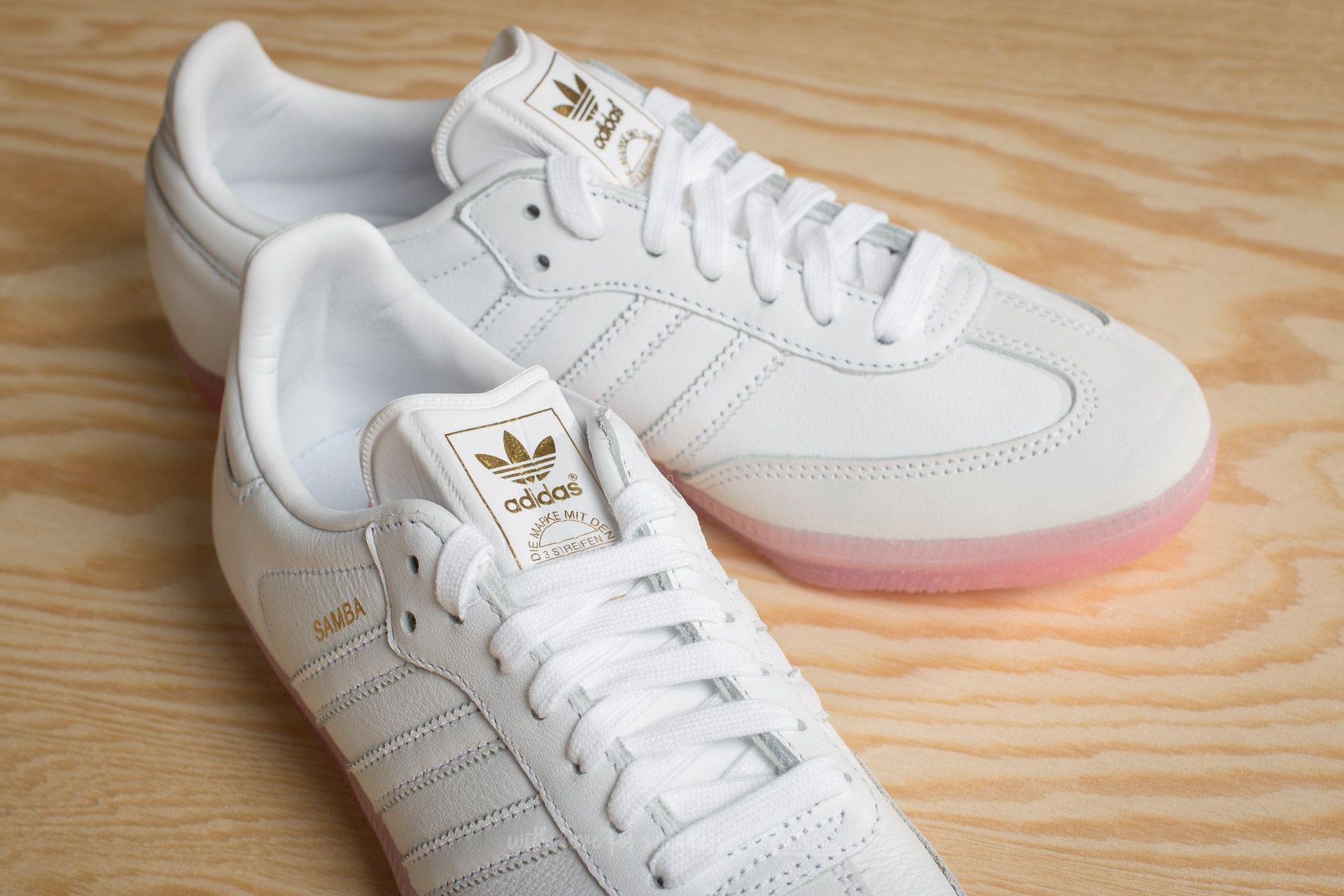 Adidas samba pink sole outlet