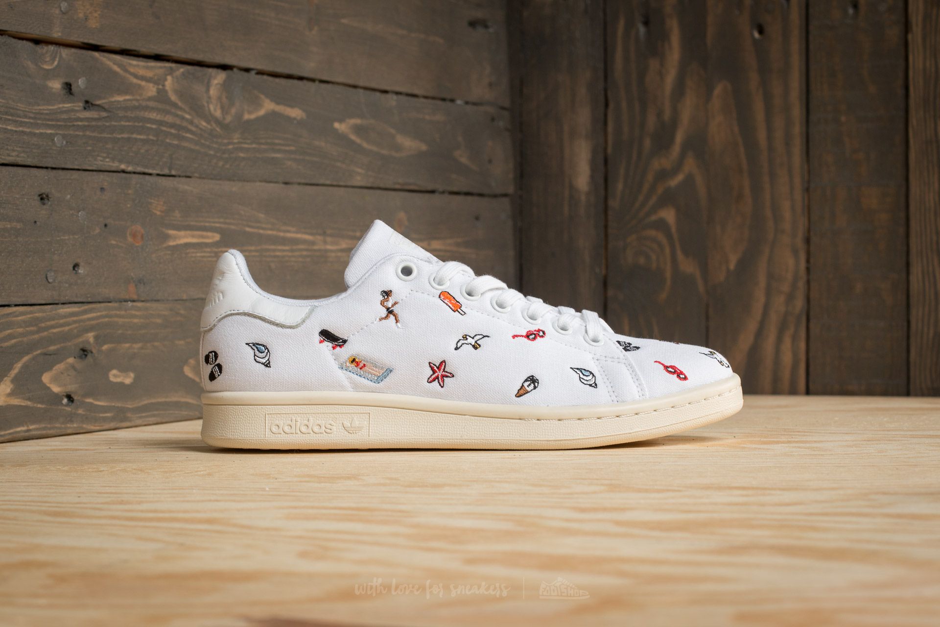Women s shoes adidas Stan Smith W Ftw White Ftw White Off White Footshop