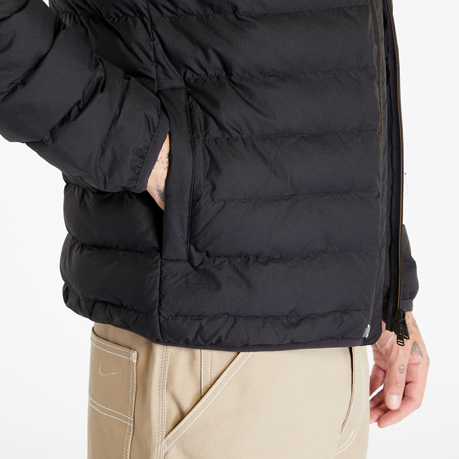 Jakker FRED PERRY Hooded Insulated Jacket Black