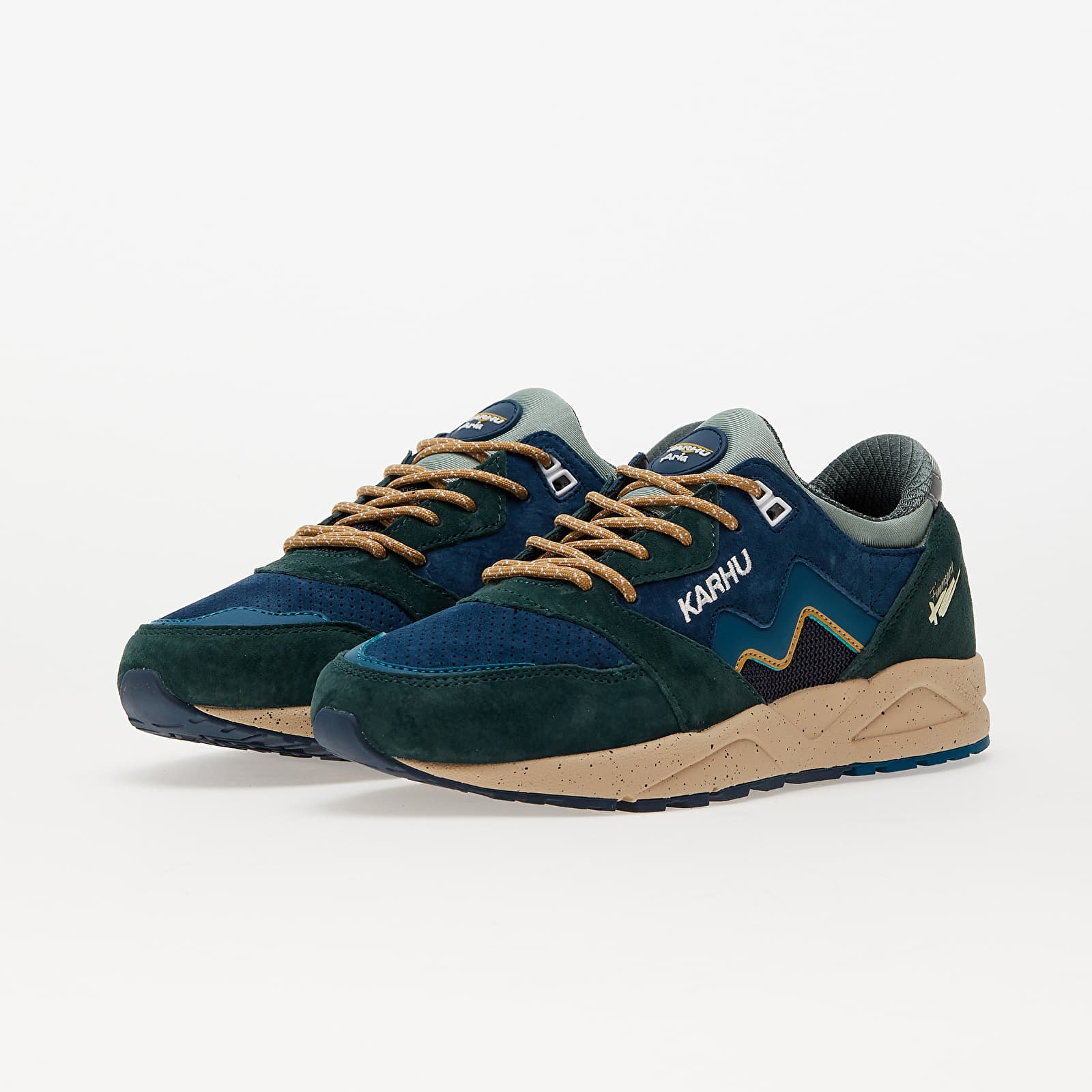 Karhu sale aria trainers