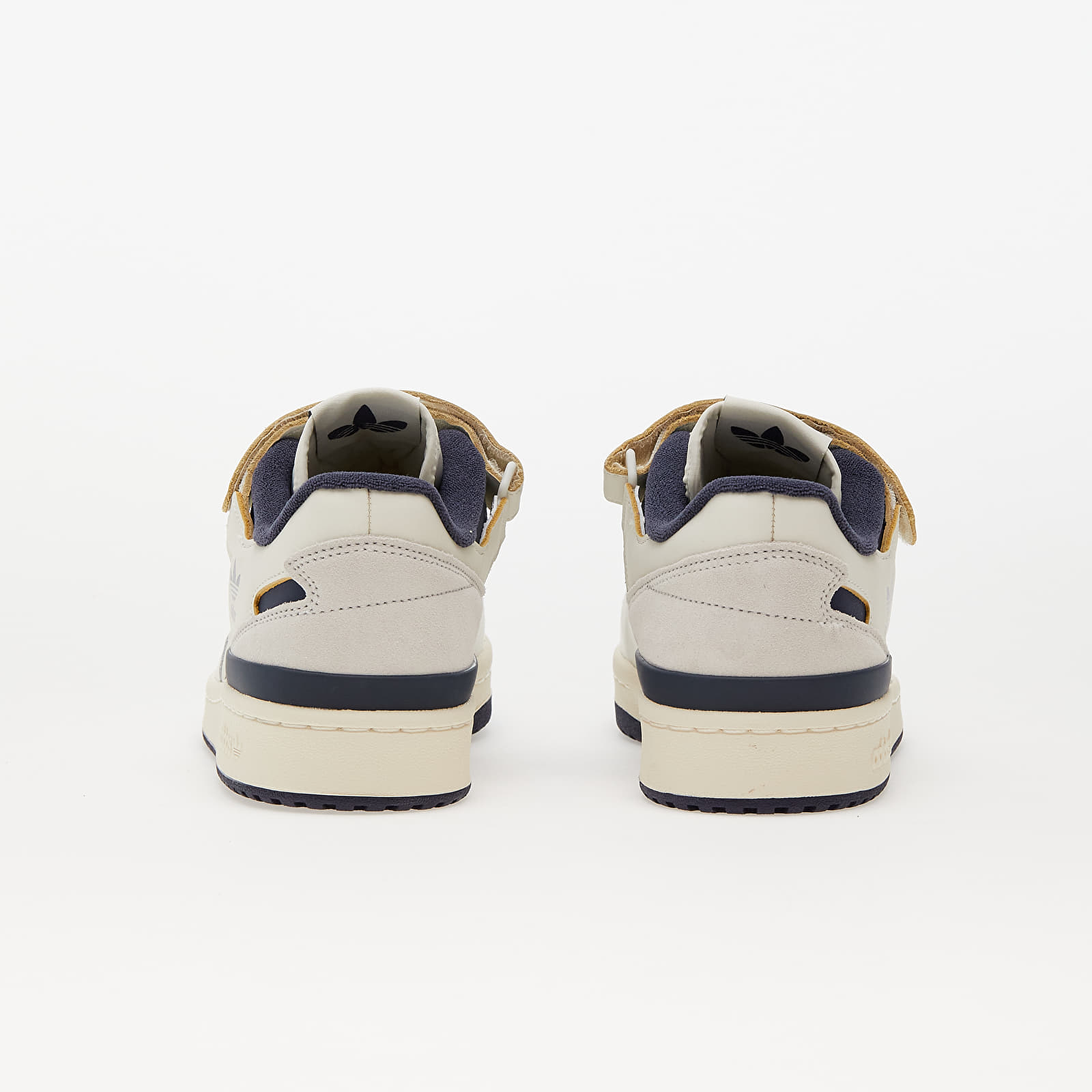 Încălțăminte și sneakerși pentru bărbați adidas Forum 84 Low Off White/ Shadow Navy/ Core White