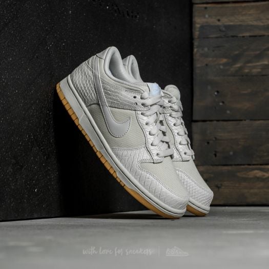Light discount bone shoes