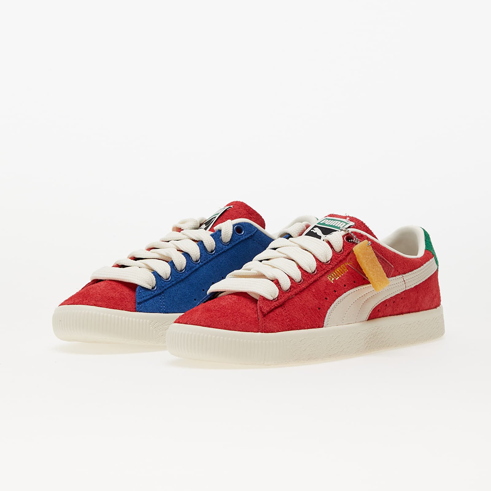 Puma suede red clearance white