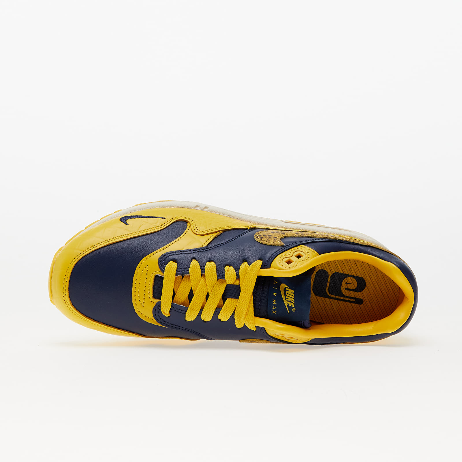 Γυναικεία παπούτσια Nike W Air Max 1 Premium Midnight Navy/ Varsity Maize-Natural