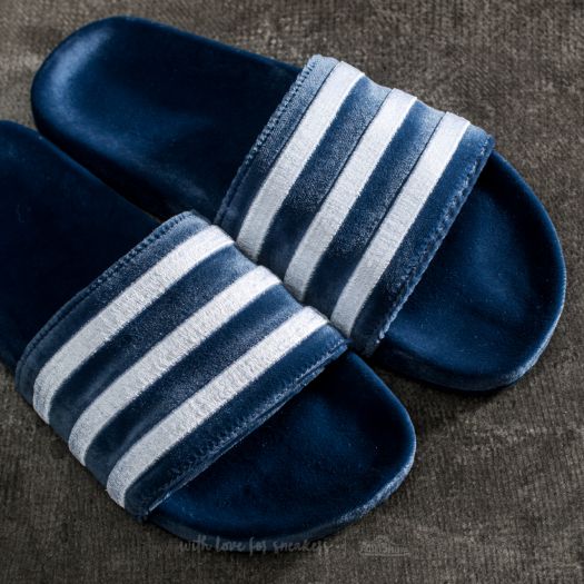 Velvet discount adidas slides