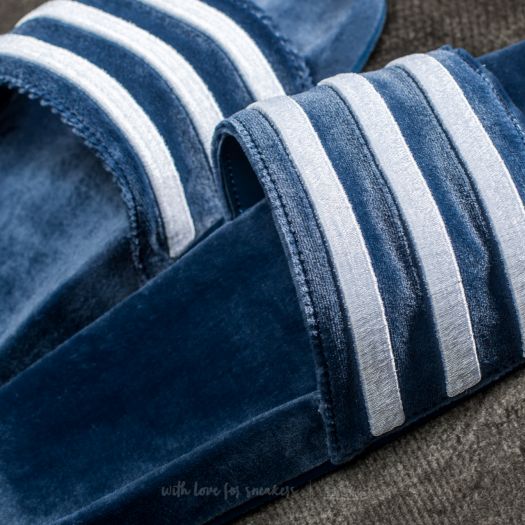Adidas clearance adilette velvet