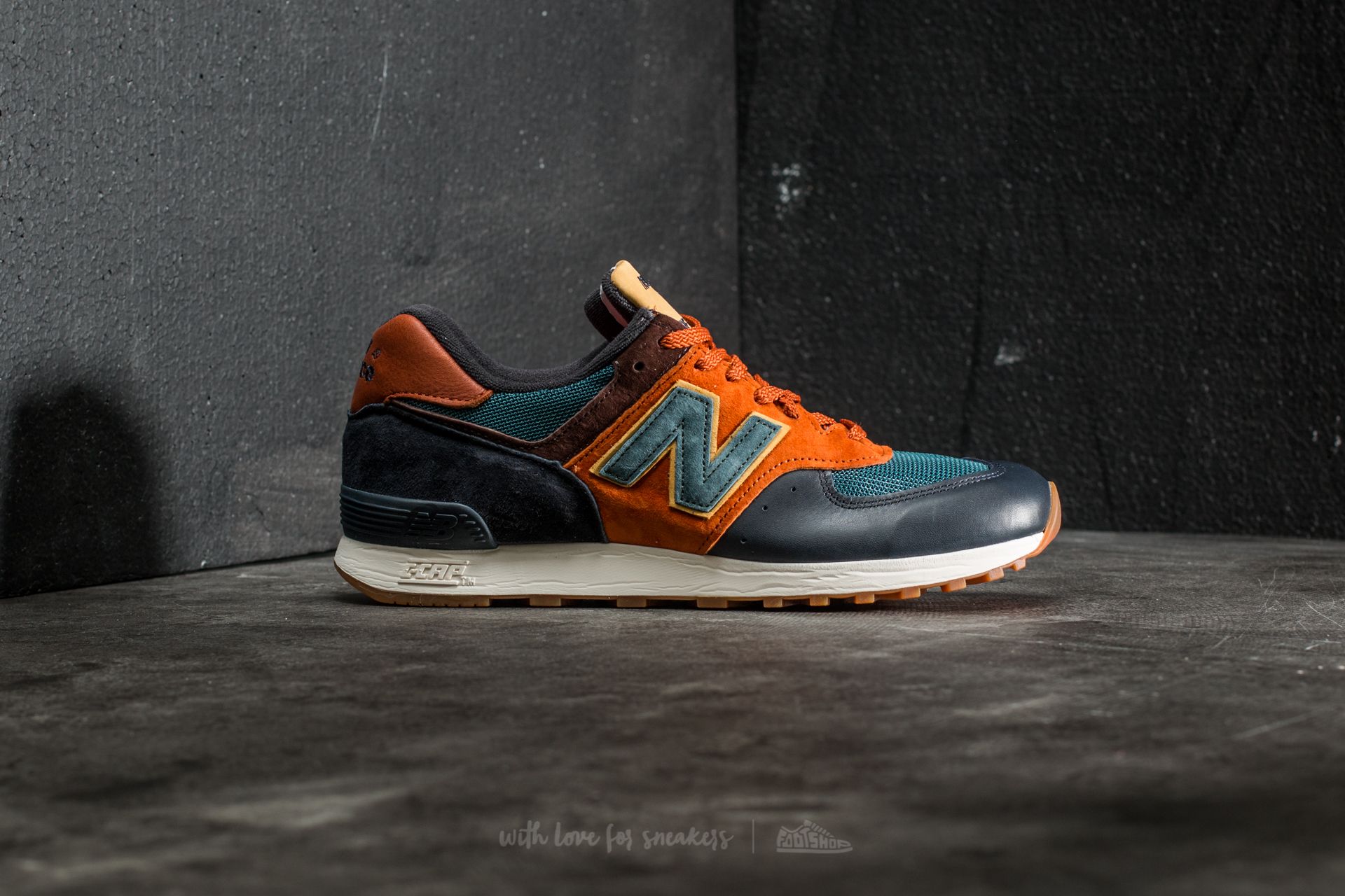 New balance 576 Amarillo mujer sales