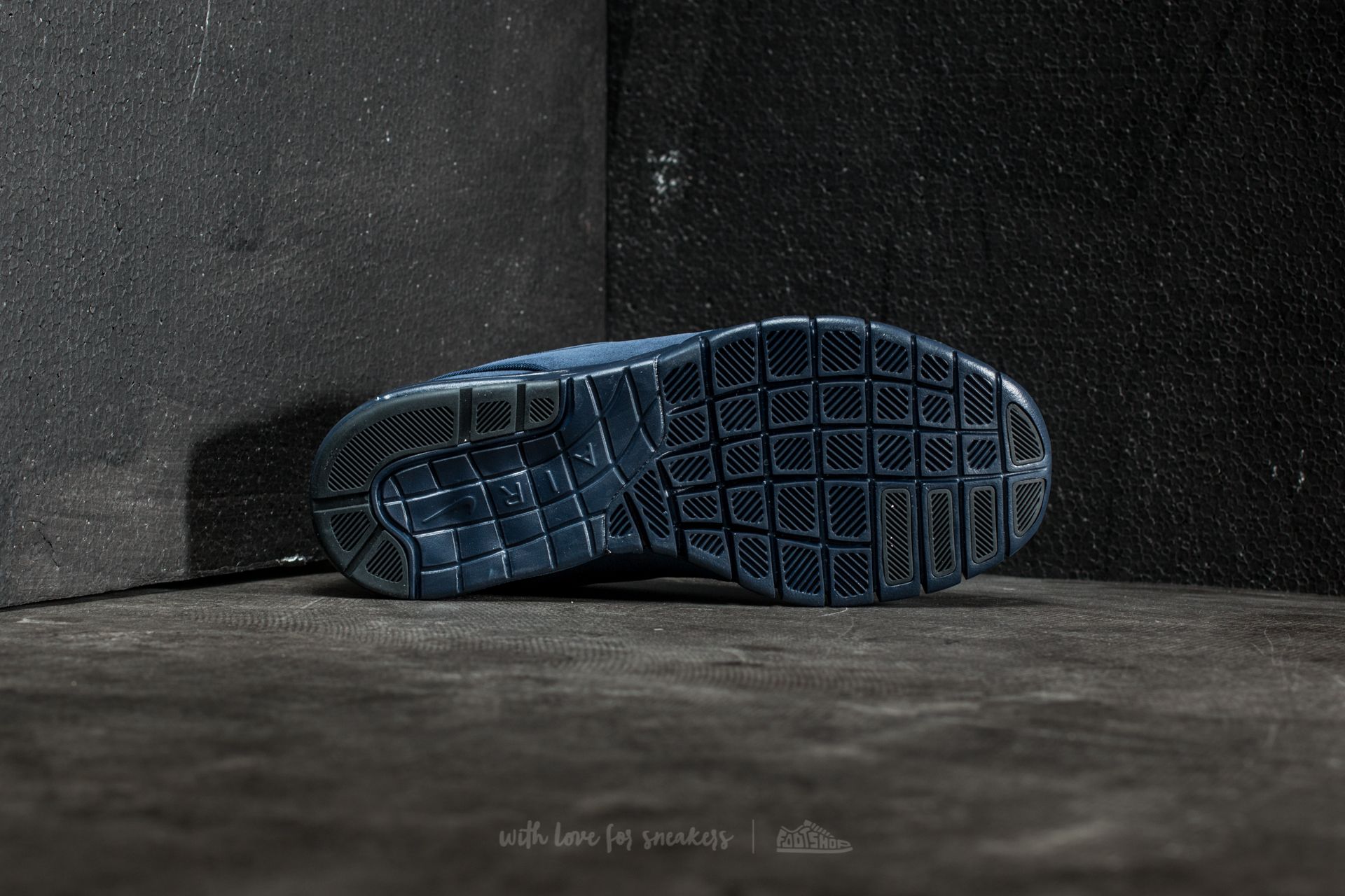 Nike sb stefan janoski max mid leather dark obsidian on sale