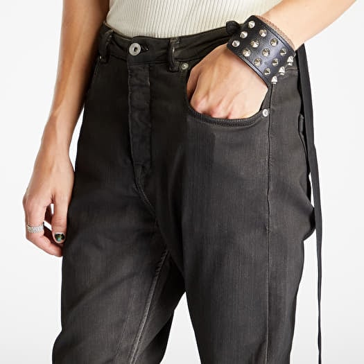 Black jeans best sale cut