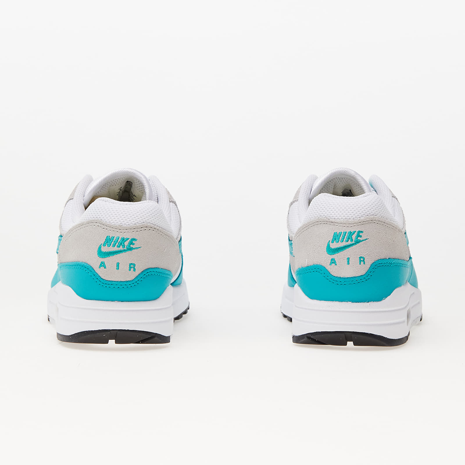 Clear air top max shoes