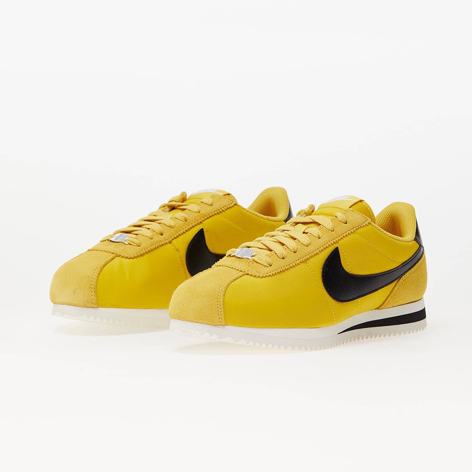 Dámske topánky a tenisky Nike W Cortez Vivid Sulfur/ Black-Sail-White