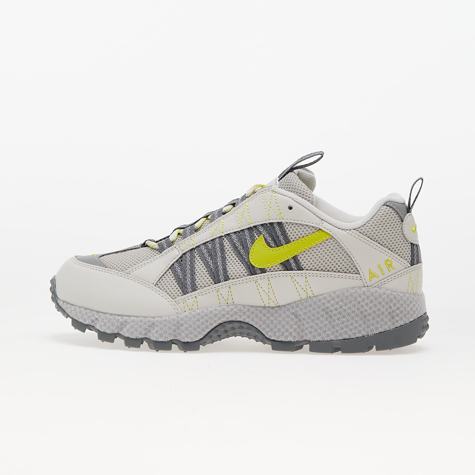 Nike sportswear air humara 17 qs sales