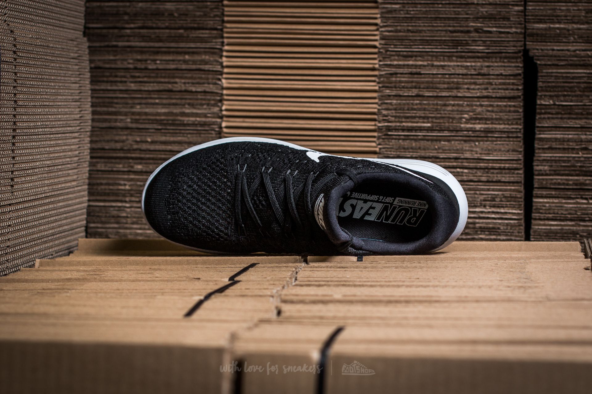 Nike lunarepic low flyknit 2 black on foot clearance