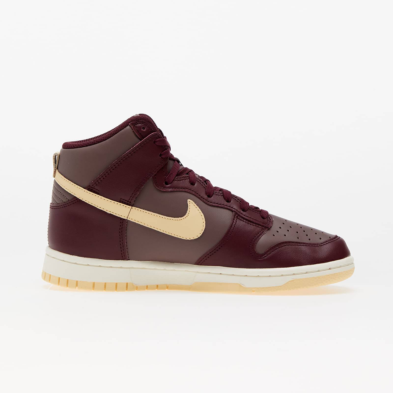 Dámské tenisky a boty Nike W Dunk High Plum Eclipse/ Pale Vanilla-Night Maroon