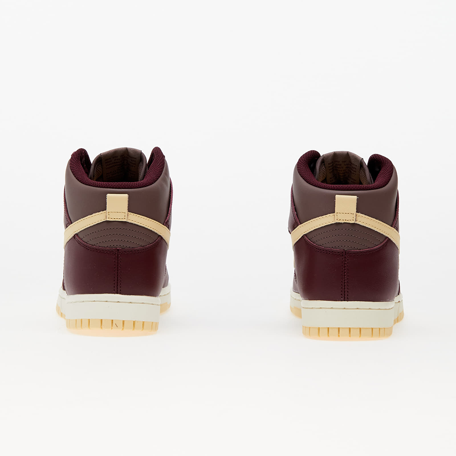 Dámské tenisky a boty Nike W Dunk High Plum Eclipse/ Pale Vanilla-Night Maroon