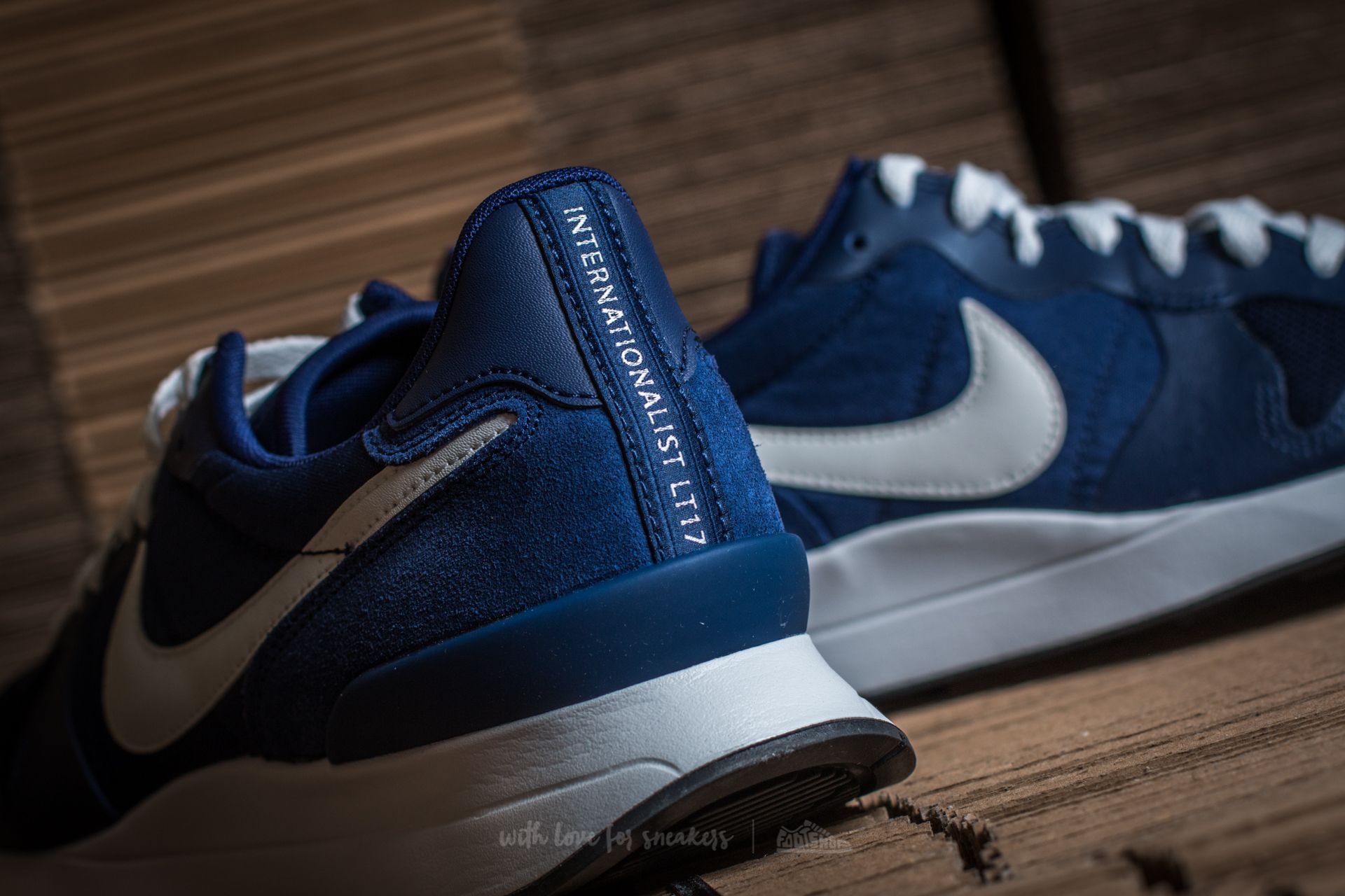 Nike internationalist blue mens discount