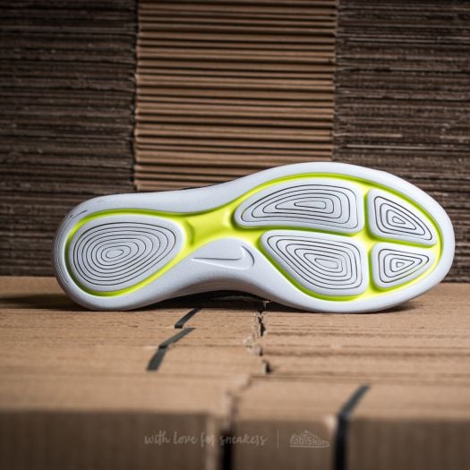 Women s shoes NIke W Lunarepic Low Flyknit 2 Black White Anthracite Footshop