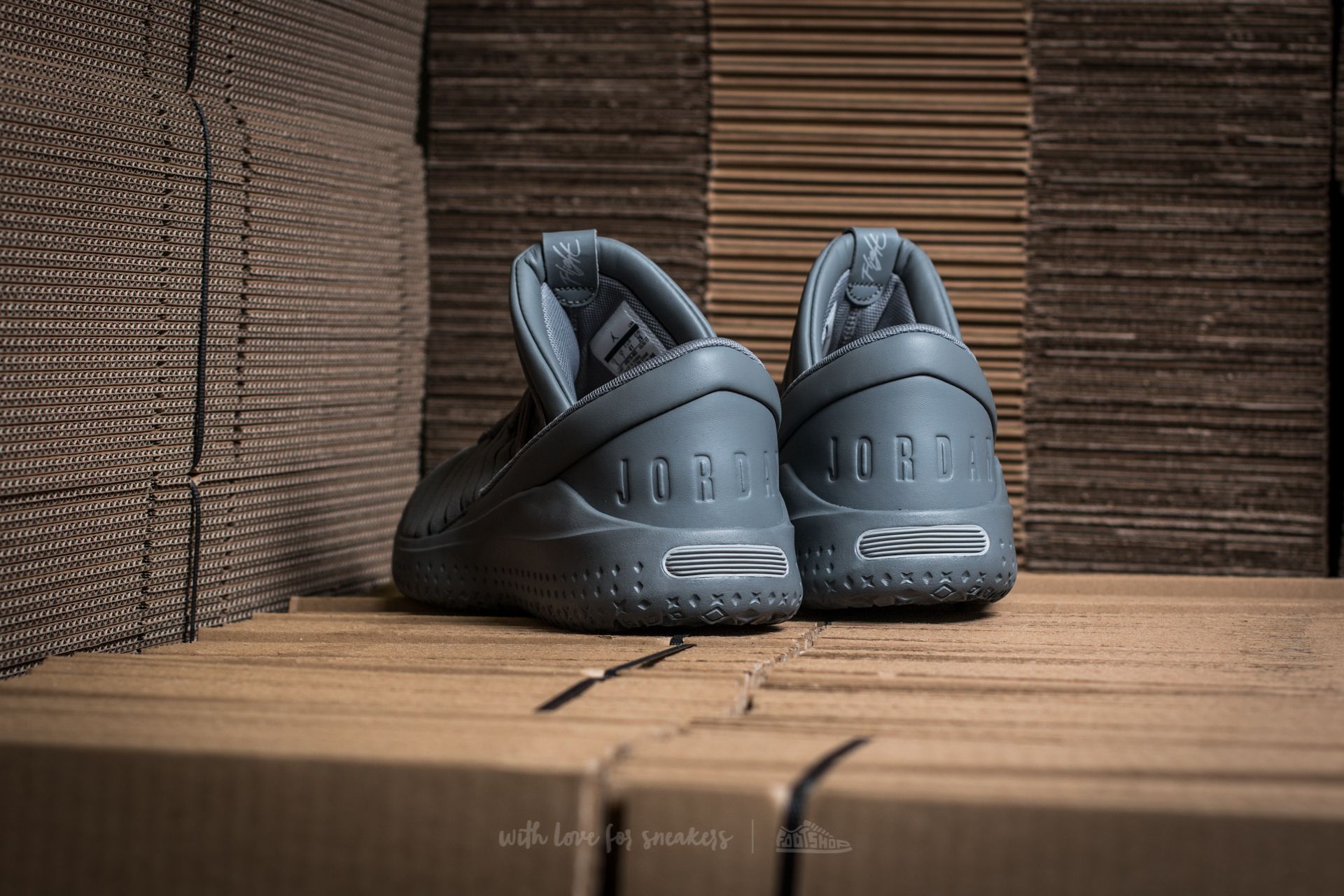 Jordan flight cheap luxe grey