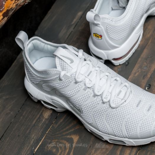 Nike tn ultra hotsell white