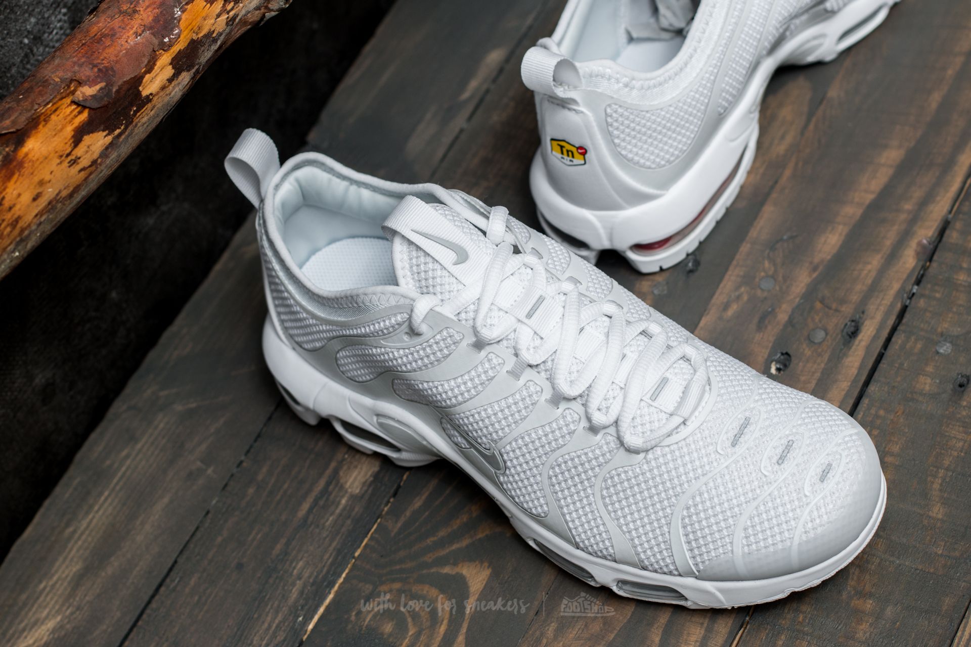 Air max plus ultra white cheap