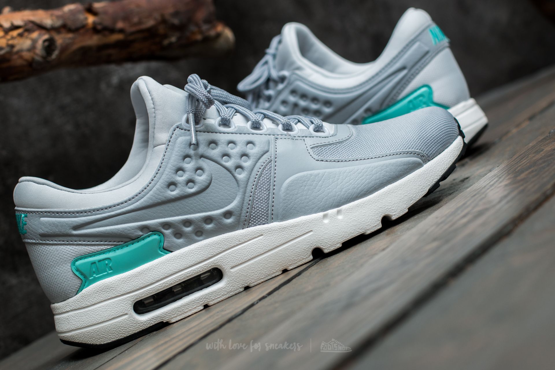 Nike air max zero premium grey best sale