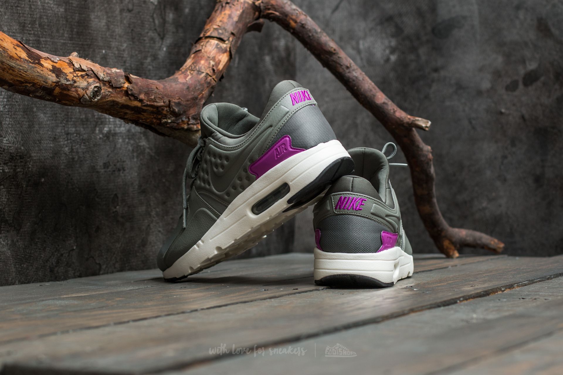 Vīriešu apavi Nike Air Max Zero Premium River Rock/ Dark Stucco-Sail