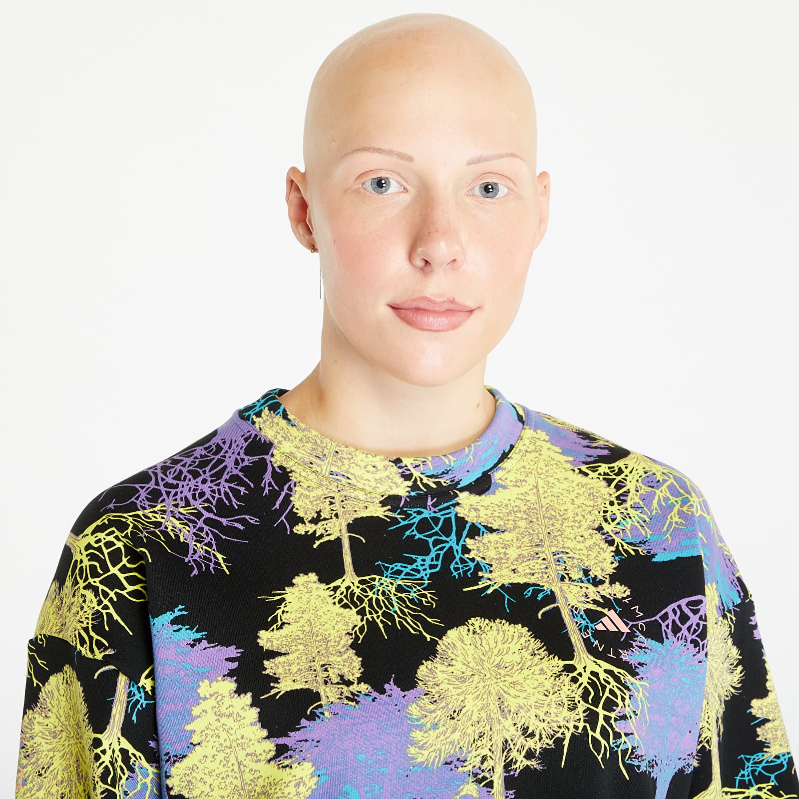 Bluzy adidas by Stella McCartney Printed Sweatshirt Black / Shock Slime / Deep Lilac / Blue Bay-Smc
